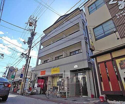 京都府京都市山科区竹鼻竹ノ街道町 築32年8ヶ月 4階建
