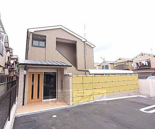 京都府城陽市平川浜道裏 2階建