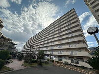 大阪府三島郡島本町青葉3丁目 11階建 築41年11ヶ月