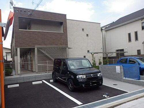 大阪府高槻市上本町 築7年11ヶ月 2階建