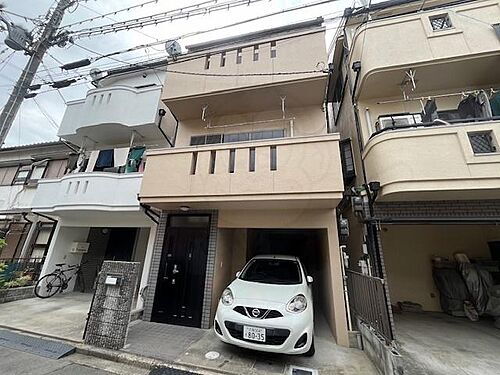 大阪府高槻市南大樋町 築30年11ヶ月 3階建