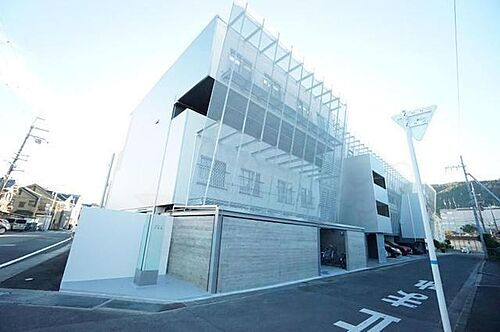 大阪府三島郡島本町青葉３丁目 4階建 築49年7ヶ月