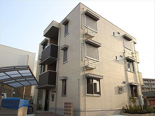 大阪府高槻市浦堂２丁目 築6年11ヶ月 3階建