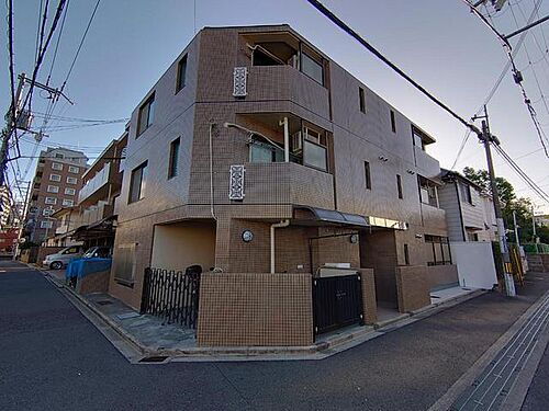 大阪府茨木市春日１丁目 築34年6ヶ月 3階建