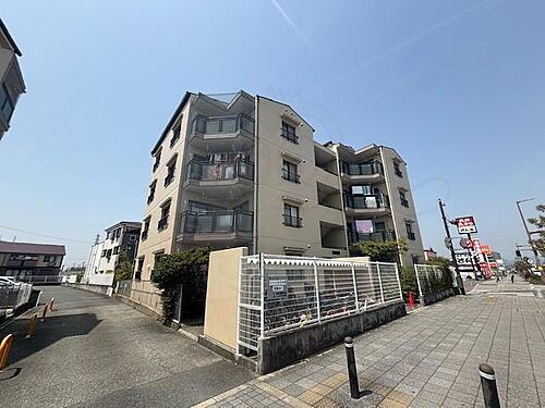 大阪府茨木市鮎川１丁目 築38年 4階建