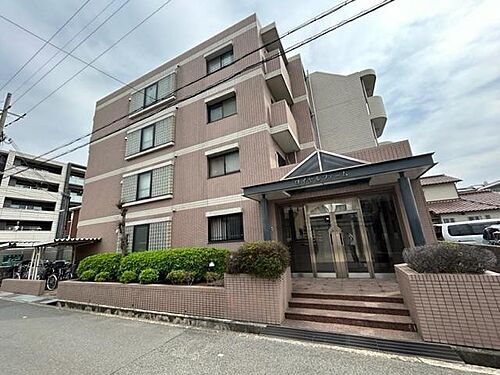 大阪府茨木市蔵垣内３丁目 築31年10ヶ月 4階建