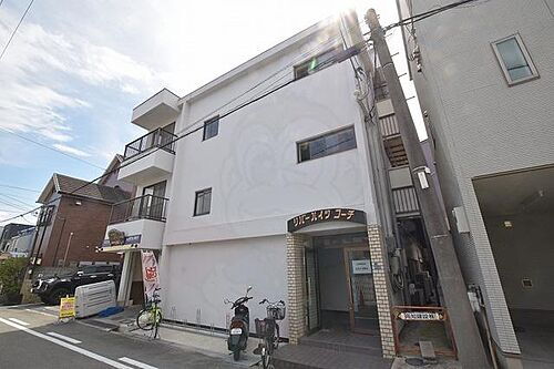 大阪府大阪市東住吉区杭全７丁目 築62年9ヶ月 3階建