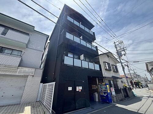 大阪府豊中市服部南町３丁目 4階建