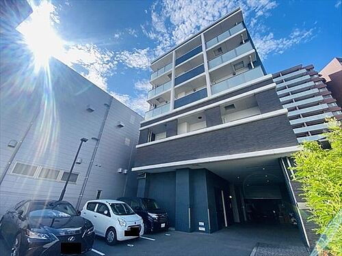 大阪府高槻市今城町 築8年9ヶ月 5階建