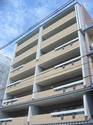 「プレサンス京都三条大橋東山苑」 7階建