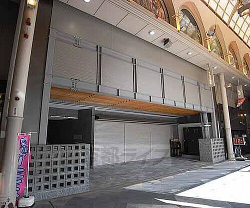 京都府京都市伏見区納屋町 築19年10ヶ月 5階建