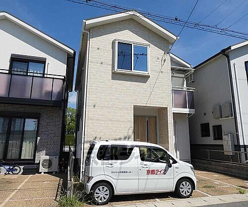 京都府京都市伏見区納所下野 築8年6ヶ月 2階建