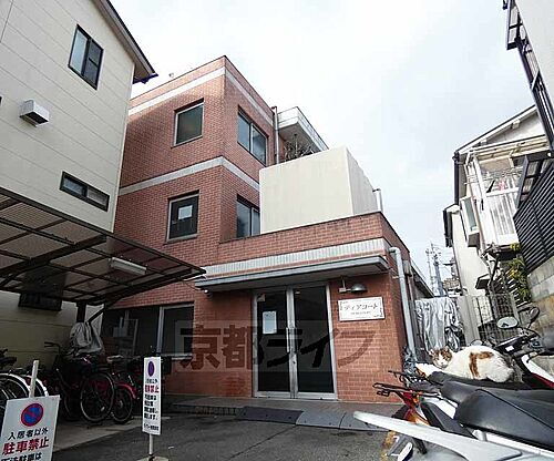 京都府京都市伏見区深草墨染町 3階建 築39年3ヶ月