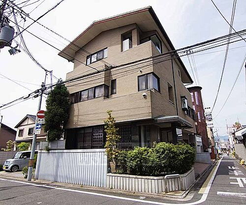京都府京都市伏見区両替町９丁目 築15年11ヶ月 3階建