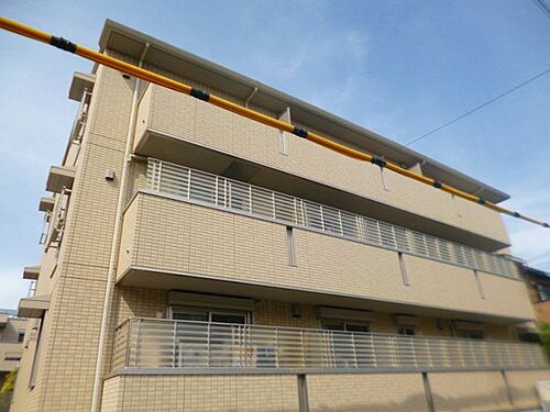 兵庫県西宮市甲子園一番町 3階建 築13年10ヶ月