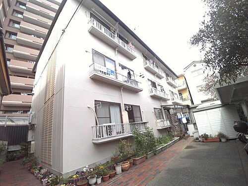 兵庫県神戸市東灘区住吉宮町７丁目 築41年 3階建