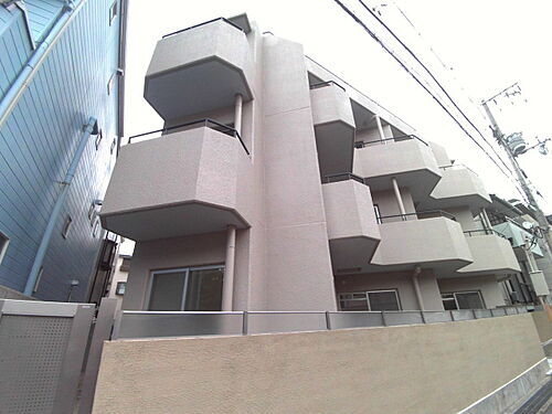 兵庫県神戸市東灘区御影石町４丁目 築39年10ヶ月 5階建