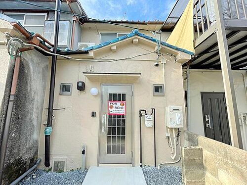 大阪府羽曳野市高鷲３丁目 テラスハウス