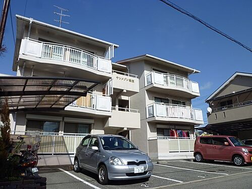 兵庫県尼崎市西難波町１丁目 3階建 築37年9ヶ月