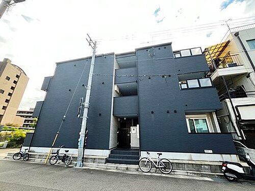 兵庫県尼崎市東大物町１丁目 築6年9ヶ月 3階建