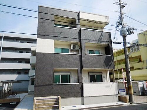 兵庫県尼崎市東園田町２丁目 3階建 築9年5ヶ月