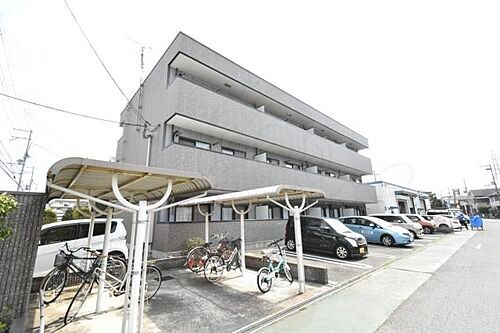 大阪府高石市西取石７丁目 築22年9ヶ月 3階建