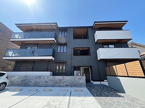 大阪府堺市西区浜寺諏訪森町西３丁 賃貸アパート