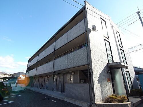 南花屋敷エイティーンハウス 3階建
