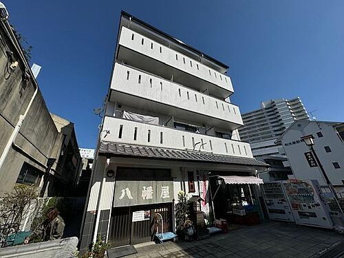 大阪府枚方市岡本町 築22年10ヶ月 4階建