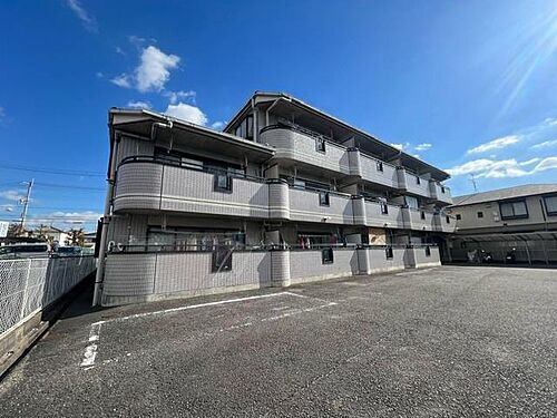 大阪府枚方市養父元町 築33年1ヶ月 3階建