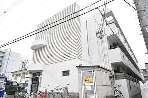 大阪府茨木市舟木町 3階建