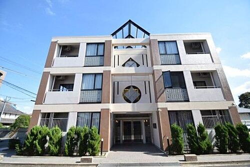 大阪府茨木市蔵垣内３丁目 築30年10ヶ月 3階建