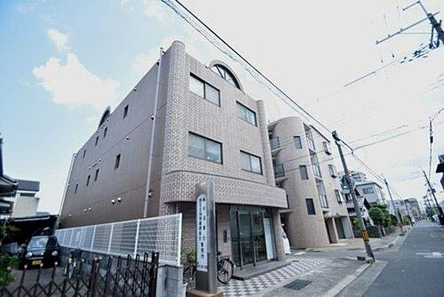 大阪府茨木市上中条１丁目 築31年11ヶ月 3階建