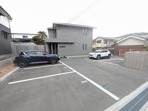 大阪府高槻市富田町３丁目 築3年 2階建
