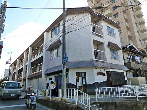 トキワマンション