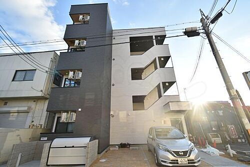 大阪府堺市堺区三宝町３丁 4階建 築3年