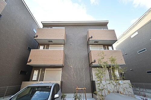 大阪府堺市西区浜寺石津町西４丁 築3年4ヶ月 3階建