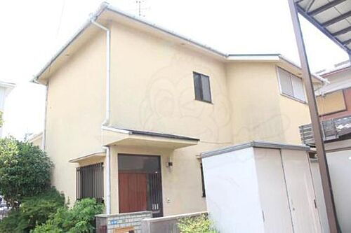 大阪府箕面市牧落３丁目 2階建