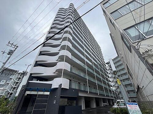 大阪府大阪市福島区吉野５丁目 15階建 築4年2ヶ月