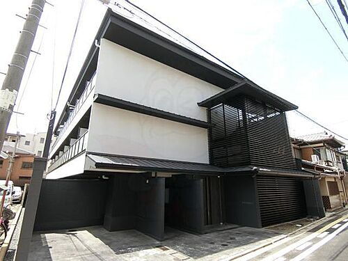 京都府京都市上京区室町通寺之内上る２丁目下柳原北半町 3階建 築6年5ヶ月