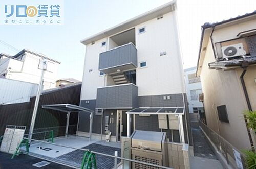 ウィン淡路駅前