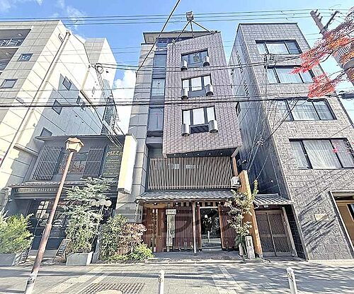 京都府京都市下京区木屋町通松原上る和泉屋町 6階建 築35年7ヶ月