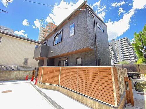 大阪府茨木市春日１丁目 テラスハウス