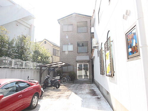 兵庫県西宮市津門大箇町 3階建 築29年9ヶ月