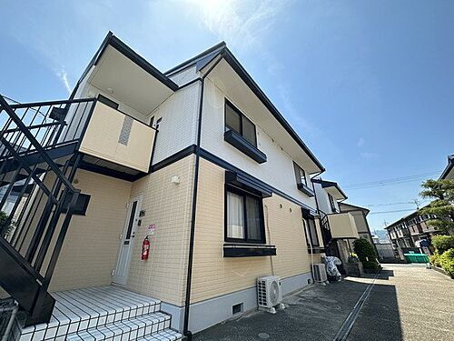 兵庫県伊丹市荻野西１丁目 築34年10ヶ月 2階建