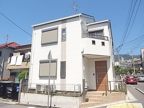 兵庫県神戸市東灘区御影郡家２丁目 2階建 築19年3ヶ月