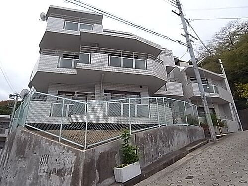 兵庫県神戸市灘区城の下通３丁目 築38年11ヶ月 3階建