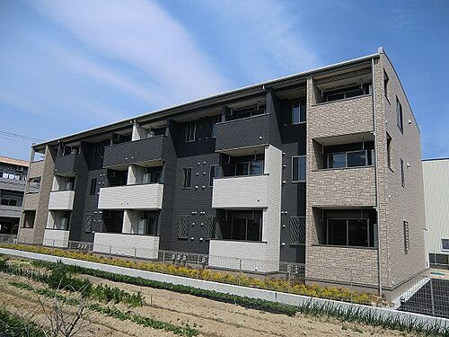 兵庫県伊丹市口酒井２丁目 3階建 築11年9ヶ月