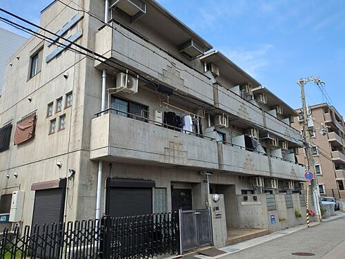 兵庫県神戸市東灘区本山北町２丁目 築31年10ヶ月 3階建