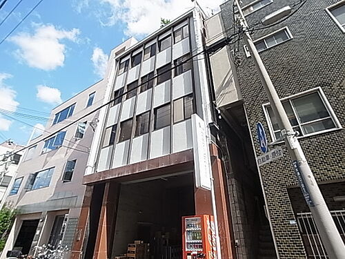 兵庫県神戸市兵庫区塚本通３丁目 築59年12ヶ月 5階建